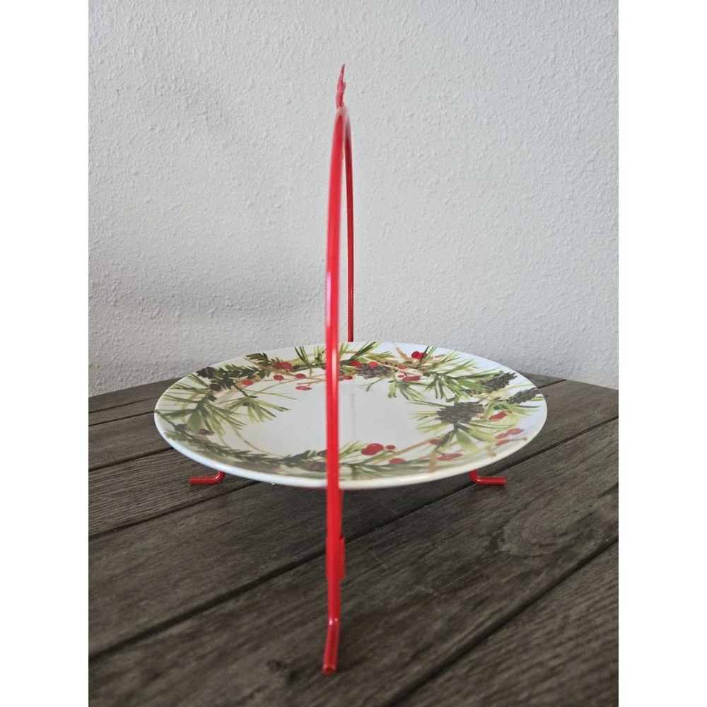 NWT Hallmark Christmas Serving Plate Pine Cones Berries Woodland Red Metal Stand